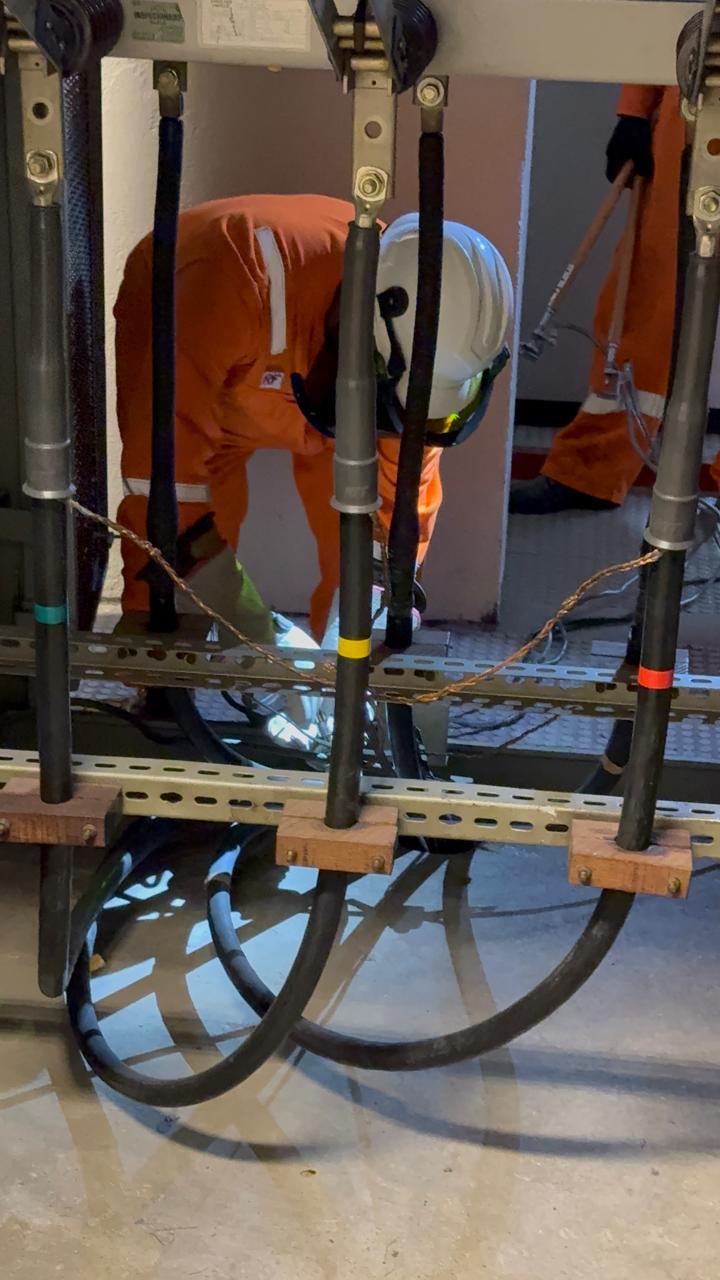 Manutenção Elétrica - foto 4